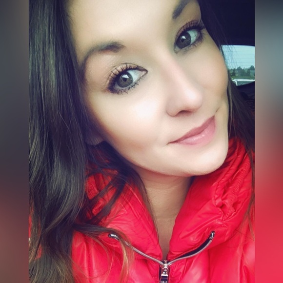 SOLD❗️Guess - Picture 1 of 5